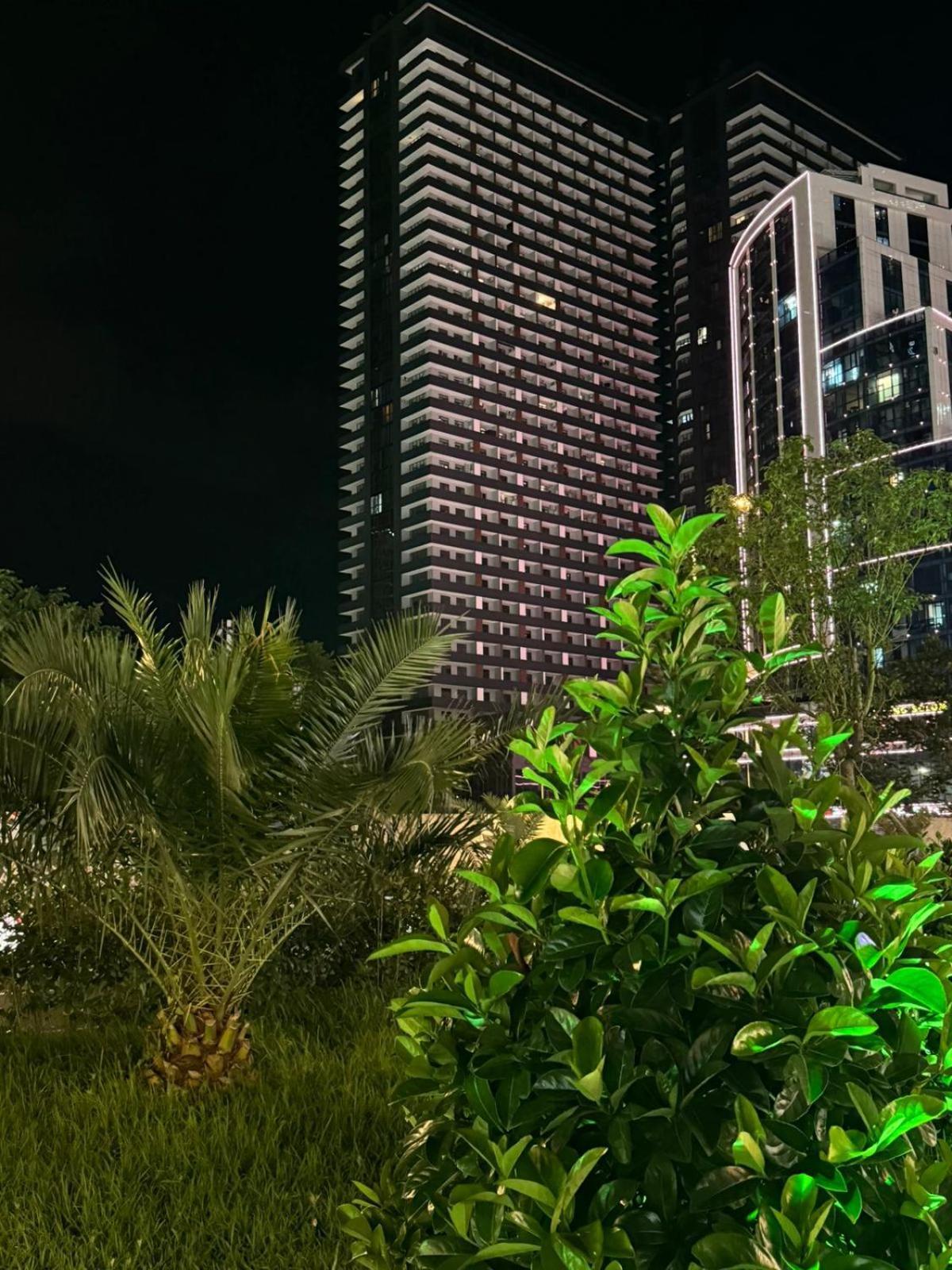Moonlight Apart-Hotel Batum Dış mekan fotoğraf